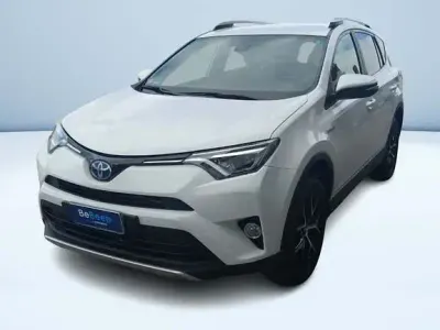 Usata Toyota RAV4 Hybrid Style 197 CV (144 kW) 2016 Bianco SUV