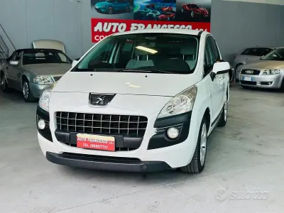Usata Peugeot 3008 Business-Line 109 CV (80 kW) 2010 Grigio Station wagon