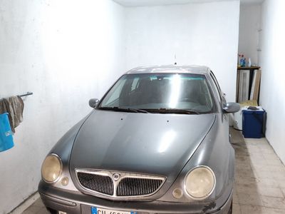 Lancia Lybra