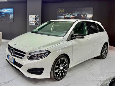 Gebraucht Mercedes B180 Premium 110 PS (80 kW) 2014 Weiß Van / Kleinbus