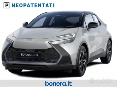 Nuova Toyota C-HR Trend 140 CV (102 kW) 2026 Silver metallic & bl (non ord) SUV