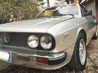 Usata Lancia Beta 118 CV (86 kW) 1980 Argento Coupé