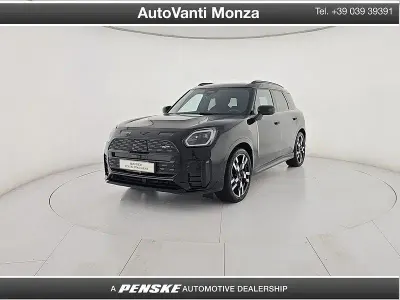 Usata Mini John Cooper Works Countryman 150 kW (204 CV) 2025 Nero SUV