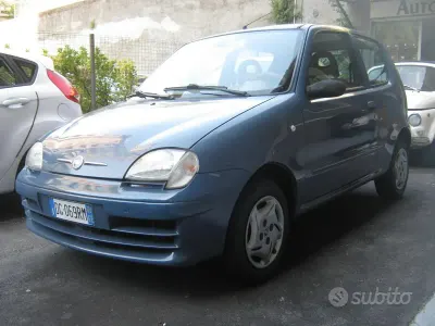 Usata Fiat 600 54 CV (39 kW) 2007 Blu Utilitaria