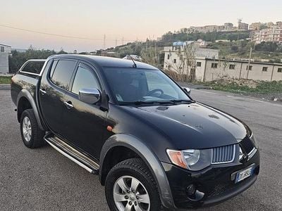 Usata Mitsubishi L200 2007 Nero Pick-up