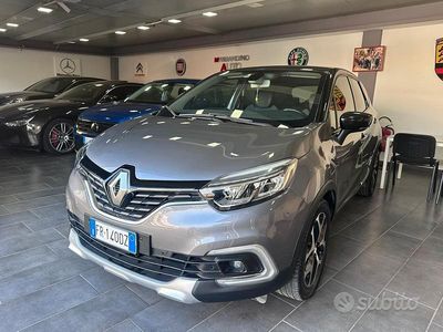 Usata Renault Captur 110 CV (80 kW) 2018 Grigio SUV