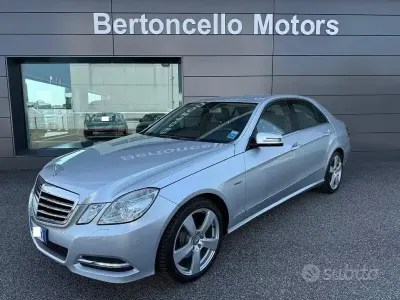 Usata Mercedes E250 Avantgarde 204 CV (150 kW) 2012 Grigio Berlina
