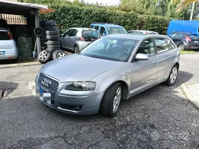 Begagnad Audi A3 Ambiente 140 HK (102 kW) 2005 Grå Halvkombi