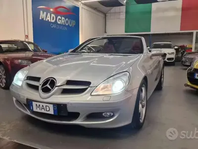 Käytetty Mercedes SLK350 272 HP (200 kW) 2005 Harmaa Avoauto