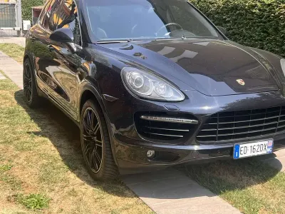 Usata Porsche Cayenne Turbo 500 CV (367 kW) 2011 SUV