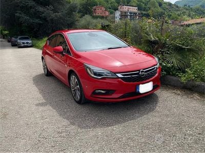 Usata Opel Astra 110 CV (80 kW) 2015 Rosso Berlina