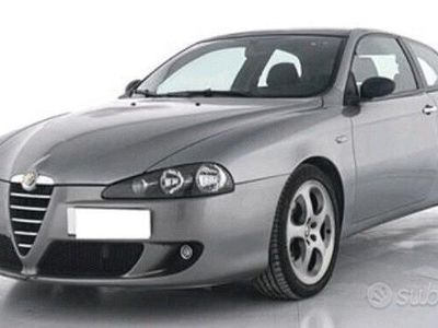 Usata Alfa Romeo 147 120 CV (88 kW) 2008 Grigio Utilitaria