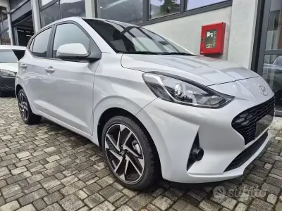 Nuova Hyundai i10 Prime 63 CV (46 kW) 2025 Grigio Utilitaria
