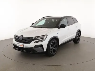 Usata Renault Austral Iconic Esprit Alpine 200 CV (147 kW) 2023 Bianco SUV