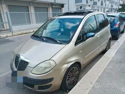 Usata Lancia Musa 101 CV (74 kW) 2005 Monovolume
