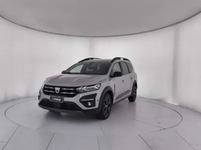 Usata Dacia Jogger Extreme 101 CV (74 kW) 2022 Grigio lunare Monovolume