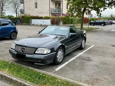 Usata Mercedes SL300 231 CV (169 kW) 1992 Nero Cabrio