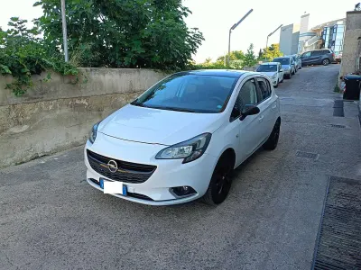 Usata Opel Corsa 69 CV (50 kW) 2016 Bianco tetto nero Utilitaria