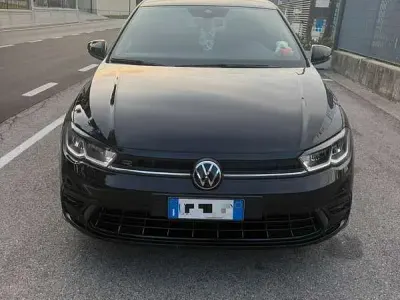 Usata VW Polo R-line 95 CV (69 kW) 2023 Utilitaria