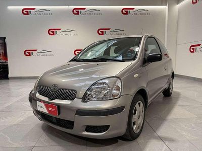 Usata Toyota Yaris Sol 65 CV (47 kW) 2004 Grigio Utilitaria