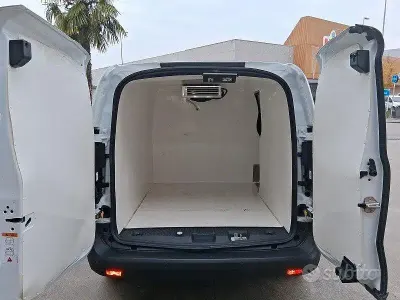 Usata Ford Transit Courier Trend 100 CV (73 kW) 2024 Bianco Furgone