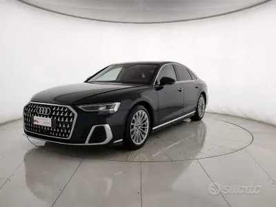 Usata Audi A8 286 CV (210 kW) 2024 Bluazzurro Berlina