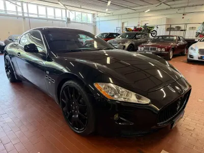 Usata Maserati Granturismo 405 CV (297 kW) 2008 Nero Coupé