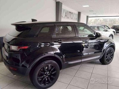 Begagnad Land Rover Range Rover evoque 150 HK (110 kW) 2018 Svart SUV