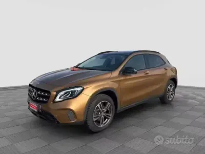 Occasion Mercedes GLA200 Premium 136 ch (100 kW) 2017 Beige SUV