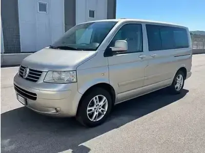 Usata VW Multivan 174 CV (127 kW) 2009 Monovolume