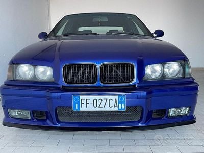 Usata BMW 325 192 CV (141 kW) 1991 Blu Berlina
