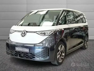 Usata VW ID. Buzz Pro 210 kW (286 CV) 2023 Bluazzurro Monovolume
