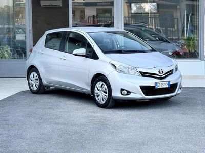 usata Toyota Yaris 1.0 Benzina 69CV E5 Neo. - 2013