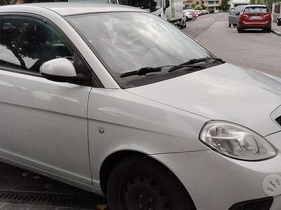 Usata Lancia Ypsilon 2010 Grigio Utilitaria