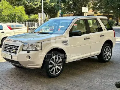 Usata Land Rover Freelander 2 HSE 160 CV (117 kW) 2009 Bianco SUV