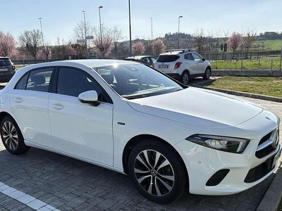 Usata Mercedes A250 Business 160 CV (117 kW) 2020 Bianco Berlina