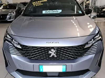 Usata Peugeot 5008 Allure 131 CV (96 kW) 2024 Grigio SUV