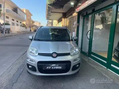 Usata Fiat Panda Lounge 95 CV (69 kW) 2018 Grigio Utilitaria