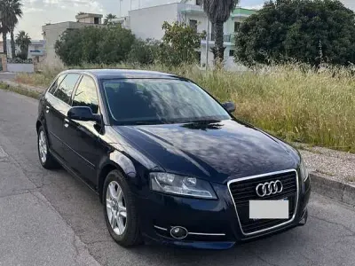 Usata Audi A3 Sportback 150 CV (110 kW) 2011 Blu Utilitaria