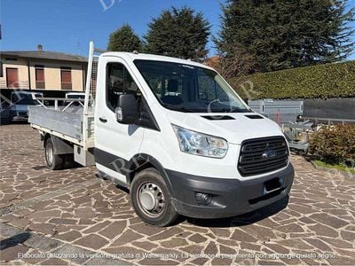 Usata Ford Transit 131 CV (96 kW) 2018 Bianco Furgone