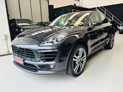 Porsche Macan S
