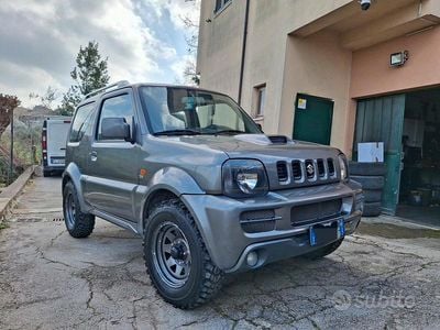 Usata Suzuki Jimny 2008 Grigio SUV