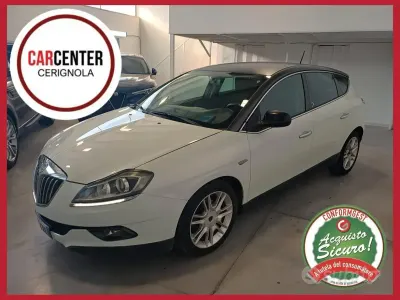 Usata Lancia Delta 120 CV (88 kW) 2010 Bianco Utilitaria