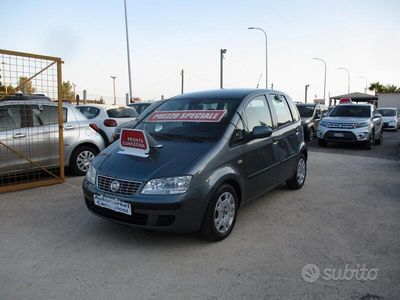 Grigio Usata 2012 Fiat Idea Dynamic Monovolume | 4500 € (Buon prezzo)