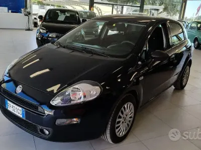 Usata Fiat Punto Street 94 CV (69 kW) 2018 Bluazzurro Utilitaria