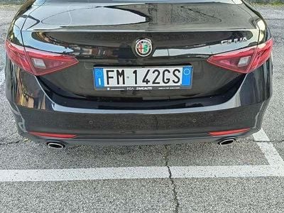 Usata Alfa Romeo Giulia Super 180 CV (132 kW) 2017 Nero Berlina