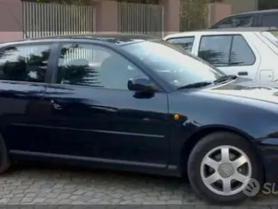 Usata Audi A3 90 CV (66 kW) 1997 Nero Utilitaria