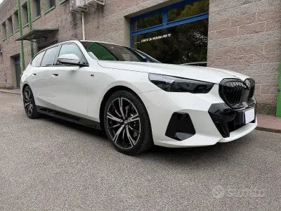 Usata BMW 520 M Sport 197 CV (144 kW) 2025 Bianco Station wagon