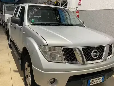 Usata Nissan Navara 2006 Grigio Pick-up