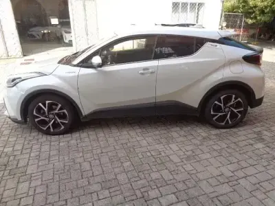 Usata Toyota C-HR